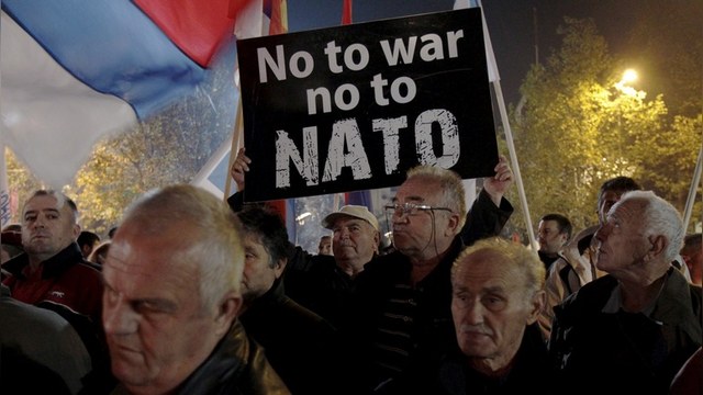 Balkan Insight: Тысячи черногорцев проголосовали против вступления в НАТО