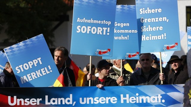 HuffPost: Немецкие правые становятся все ближе к Кремлю