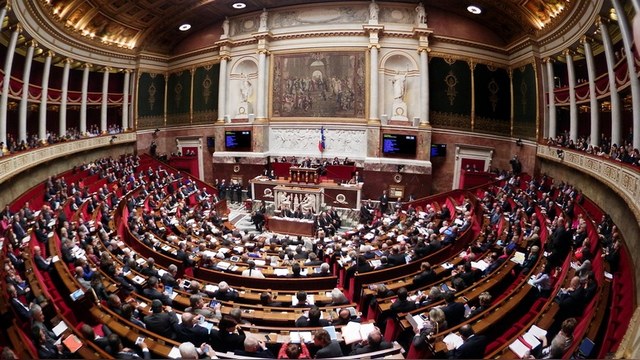 HuffPost: Французским депутатам надоели антироссийские санкции