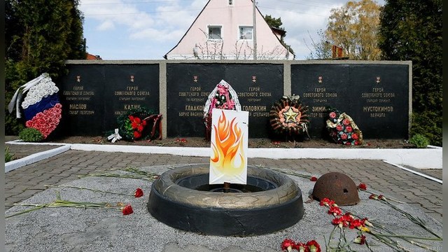 BBC: Под Калининградом Вечный огонь заменили рисунком