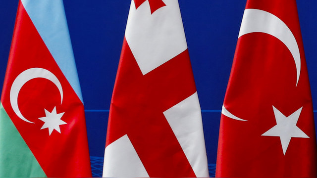 RP: Баку, Тбилиси и Анкара насторожили Москву «военным альянсом»