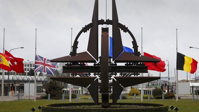 CM: НАТО не остановится, пока не поглотит всю Европу, кроме России 