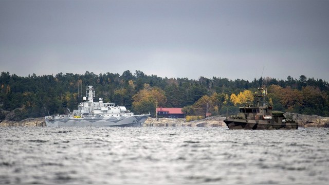 Local: Странная подводная активность сорвала морские маневры в Швеции