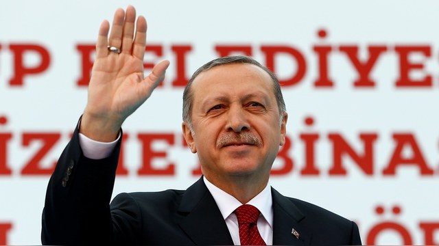 Hürriyet: Лидеры Турции поздравили Путина и Медведева с Днем России