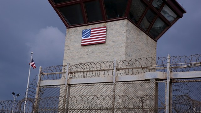 CNS: Российскому узнику не сидится в Гуантанамо, но и на родину не тянет
