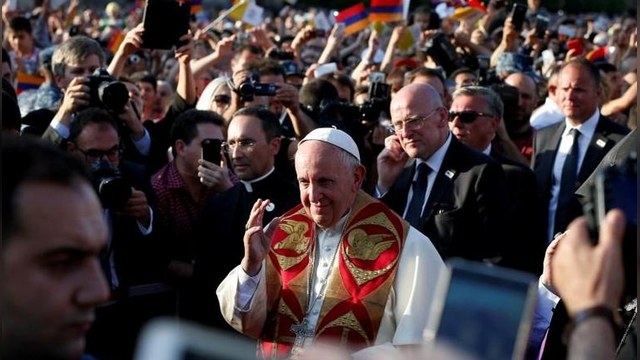 DS: Турция записала Папу в крестоносцы за слова о геноциде армян