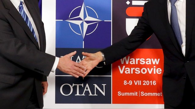 FT: Варшавский саммит станет проверкой НАТО на прочность