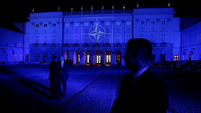 Немецкие социал-демократы выступили против планов НАТО в Восточной Европе