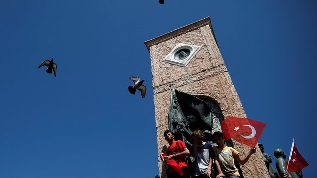 Süddeutsche Zeitung: Туристов в Турции призывают к осторожности