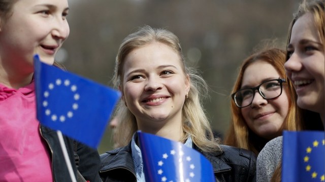 Guardian: Украинский еврооптимизм не стыкуется со скептицизмом в ЕС
