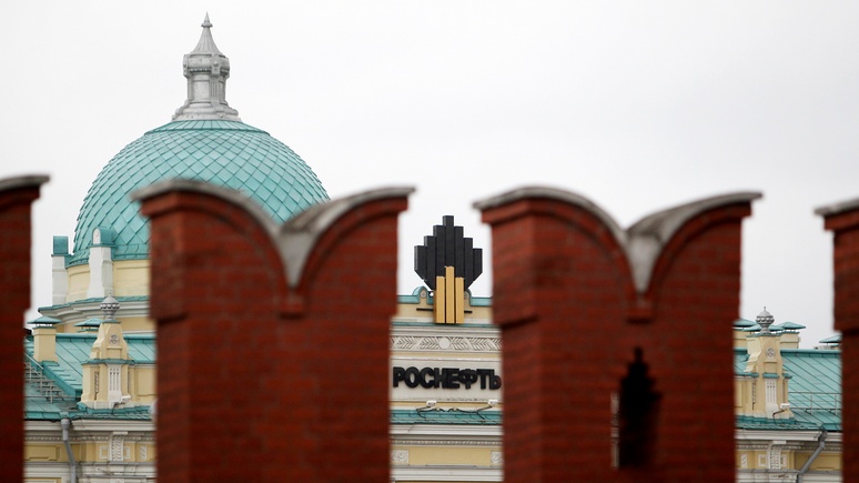 BI: Россия работает на «стабилизацию» нефти, чтобы спасти «Роснефть»