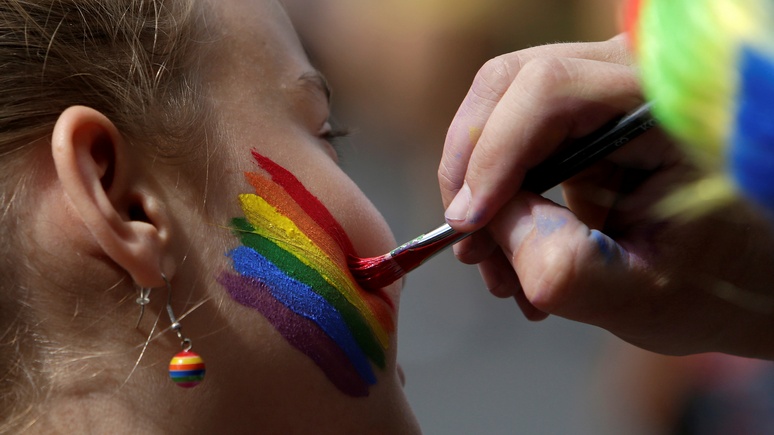 NBC: Первый гей-парад в Одессе прошел под протесты местных радикалов