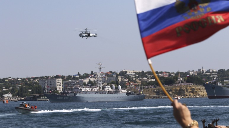 Левый берег: Европейские суда идут в Крым в обход санкций 