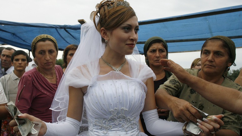 Newsweek: Дагестанские традиции вызвали бурную реакцию в России