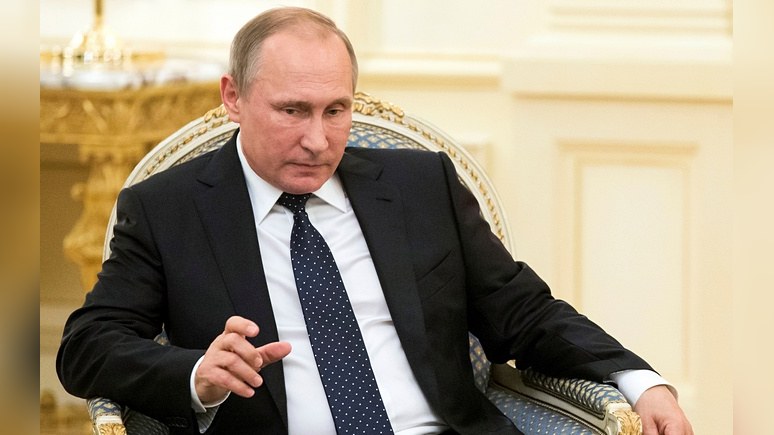 Bloomberg: В Крыму Путин сменил тон по отношению к Киеву