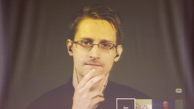 Entertainment Weekly: Сноуден – идеалист, но жить в России всю жизнь не намерен