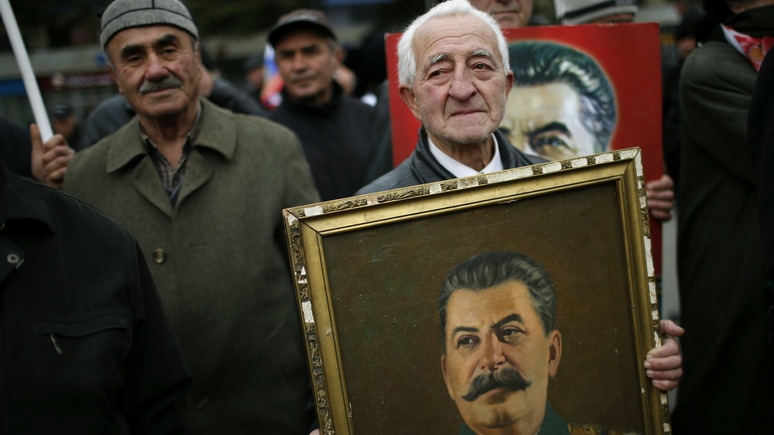 Deutschlandfunk: Перед выборами в Думу Сталина в России стало больше