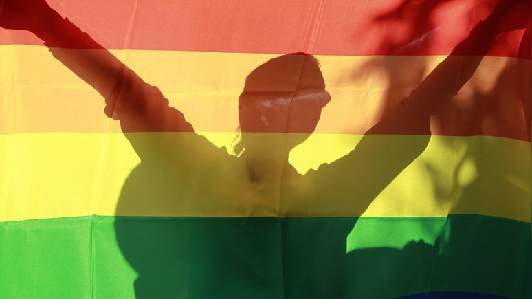 Нардеп Лещенко призвал Раду узаконить гей-браки, проституцию и марихуану