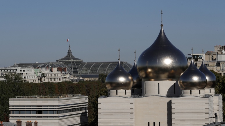 RTL: Путин подкупает французов куполами, а французских политиков – ссудами