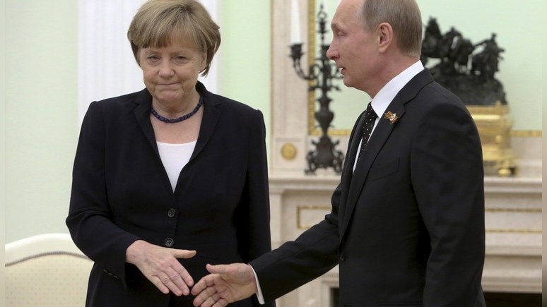 DW: Меркель пригласит Путина в Берлин, но при определенных условиях