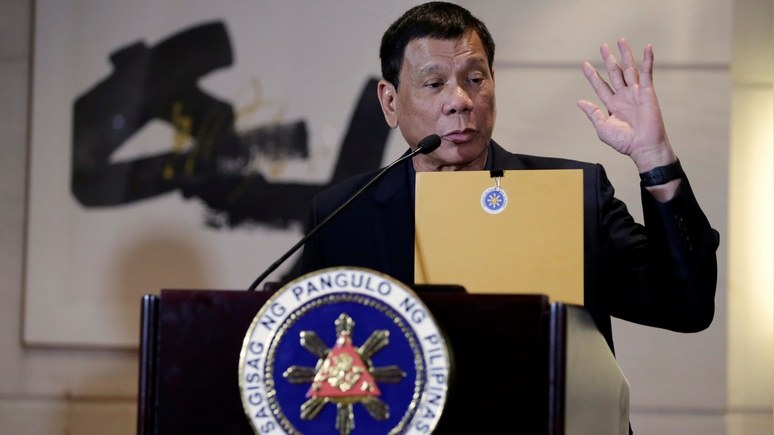 Bloomberg: Филиппины «распрощались» с США и подружились с Китаем