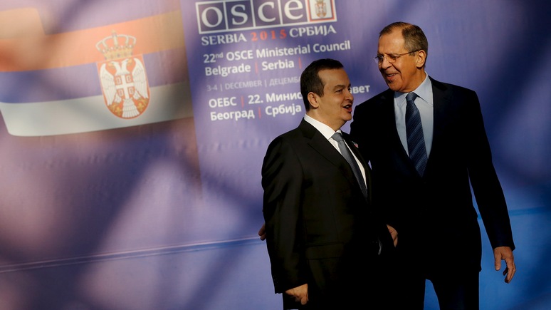 RFE: Сербия не поступится национальными интересами ради санкций против РФ