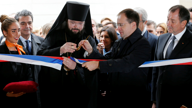 NouvelObs об открытии православного собора в Париже: Ни закусок, ни знаменитостей
