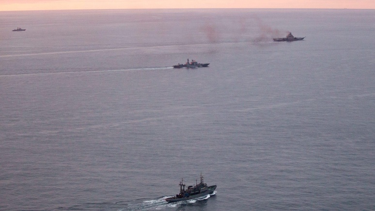 Independent: Россия направила корабли через Ла-Манш, чтобы «отвлечь внимание» Запада 