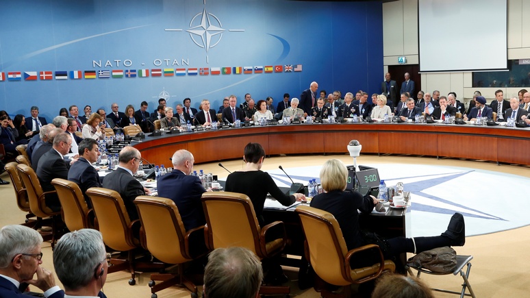 Die Welt: «Адмирала Кузнецова» НАТО встретит во всеоружии