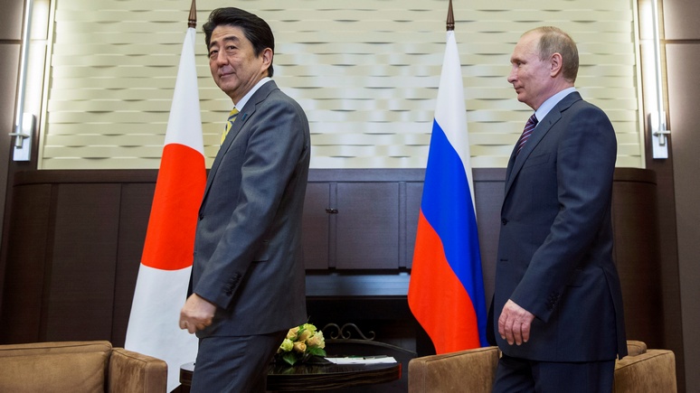 FT: Заигрывая с Москвой, Токио рискует расколоть G7 