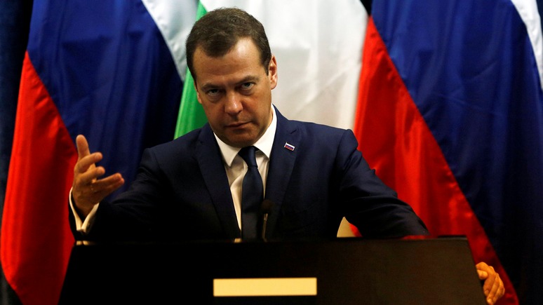 В Израиле скандал вокруг подарка Медведеву – слишком щедрый, незаконный и без пульта