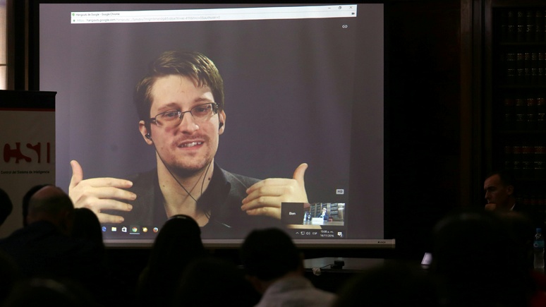Al Jazeera: Путин разменяет Сноудена ради дружбы с новым президентом США