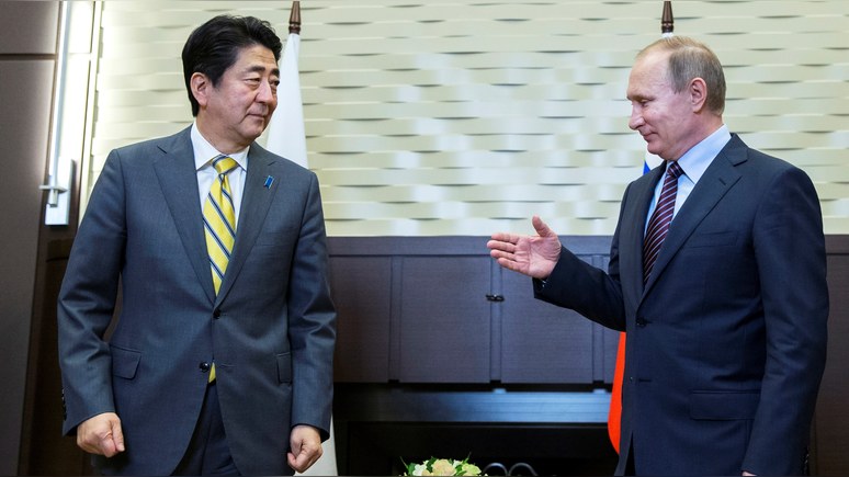 Japan Times: Абэ встретится с Путиным вопреки протестам США