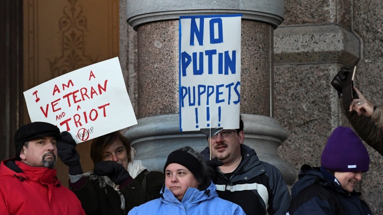 Sun Daily: Обвиняя в поражении Москву, демократы ведут себя как школьники