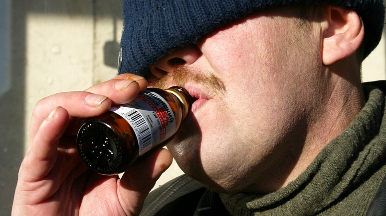 «Боярышник» напомнил Guardian об алкогольных проблемах России