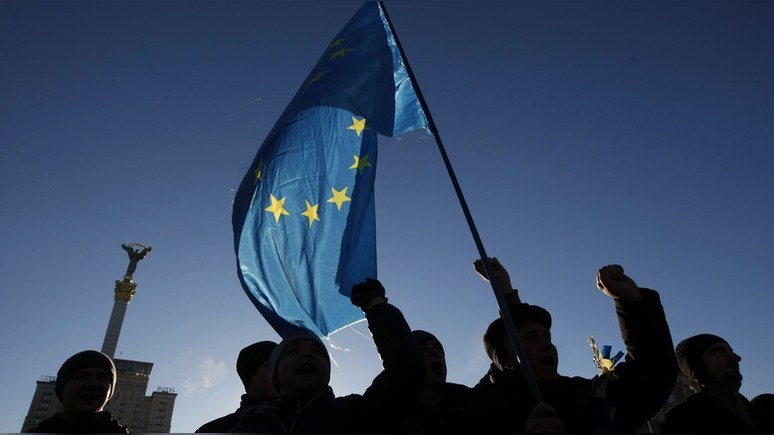 Politico: на Украине угасает «страстное увлечение» Евросоюзом