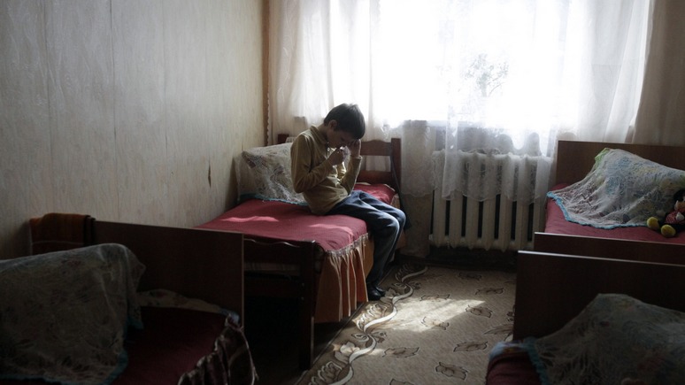 FR: воспитательные подзатыльники в России не преступление, а семейная традиция