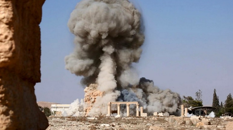 Reuters: ИГ разрушило амфитеатр, где Россия праздновала освобождение Пальмиры