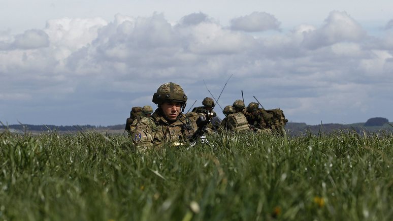 Times: британская армия не продержалась бы против России и дня