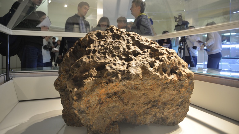 El País: челябинский метеорит поможет землянам бороться с угрозой из космоса