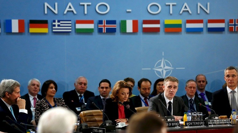 Премьер Черногории: Москва нам друг, но НАТО нам дороже