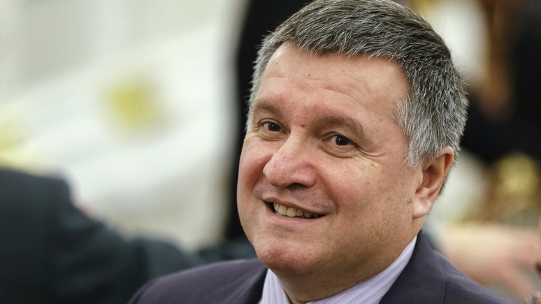 Диалог: Аваков заявил, что у Киева есть конкретный план по возвращению Крыма и Донбасса