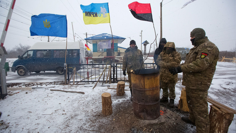 112: украинские радикалы открыли новый «редут», чтобы не пускать поезда из России