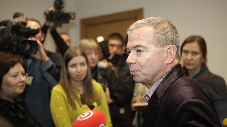 DELFI: латвийскому мэру устроят проверку за выступление на русском языке