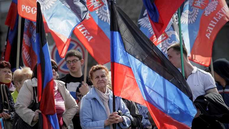 Украинский политолог рассказал, когда в Кремле признают независимость ЛНР и ДНР