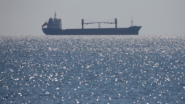 1+1: Украина впервые конфисковала корабль за его заход в российский Крым