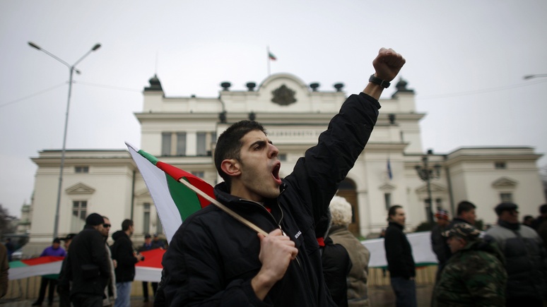 Kurier: разочарованная Болгария выбирает между Брюсселем и Москвой