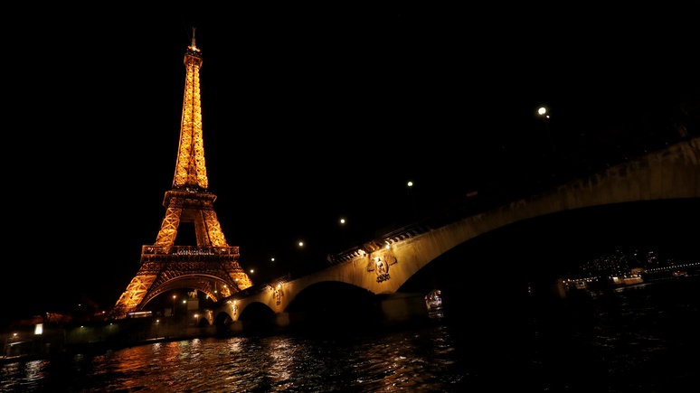 Le Parisien: Париж проявит солидарность с Санкт-Петербургом после «технической задержки»