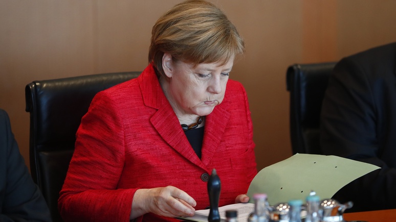 Focus: Меркель отблагодарила британские спецслужбы, передав им досье на Путина