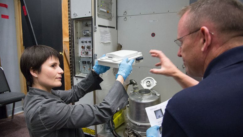 IBT: астронавт NASA боится свидания с космическим туалетом